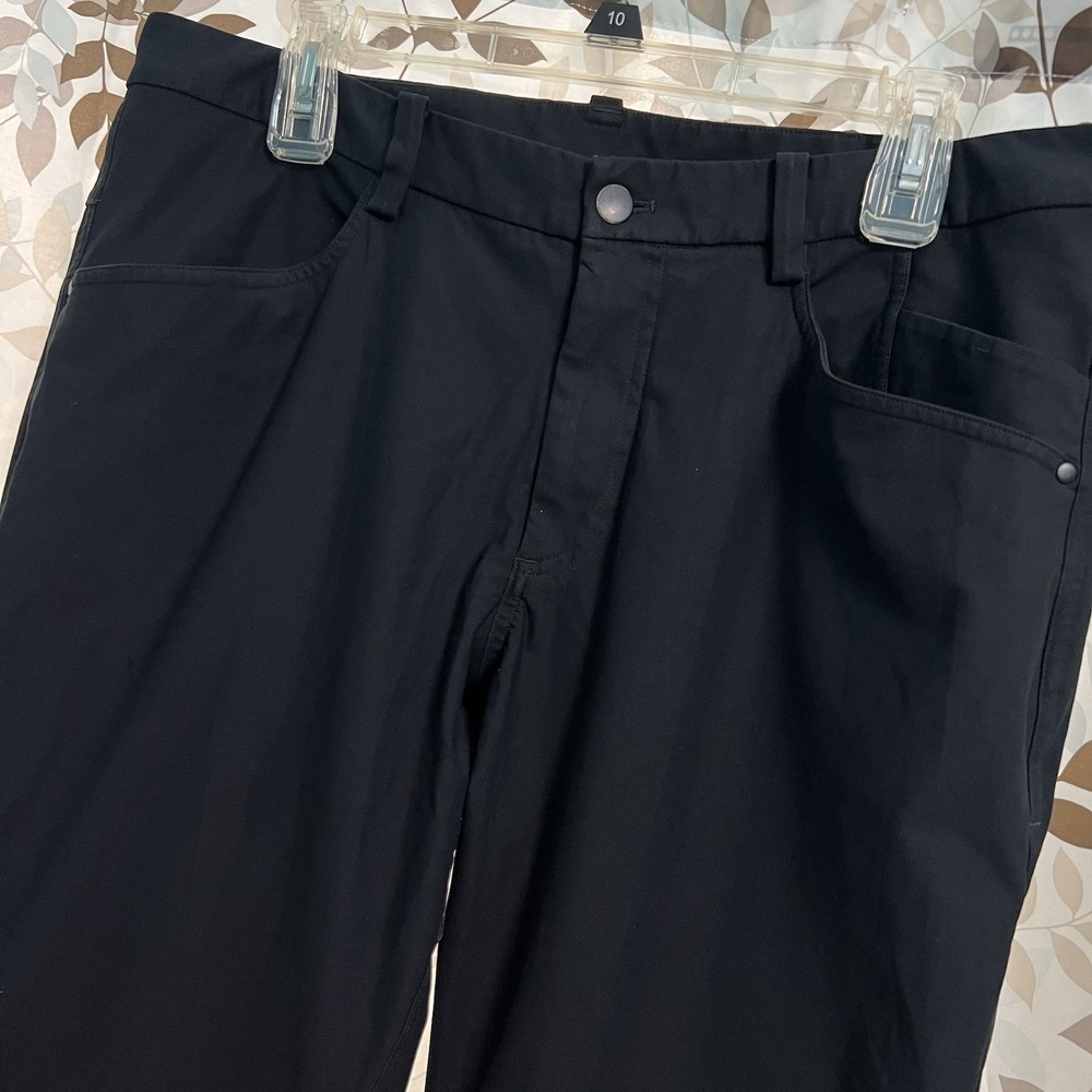 Lululemon ABC Warpstreme Chino Tapered Pants Mens Size 32 Black Slim Fit